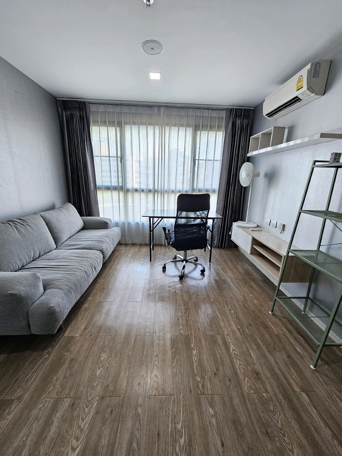 ให้เช่าคอนโดวิภาวดี ดอนเมือง หลักสี่ : คอนโด Episode​  สนใจเช่าโทร 095-830-9884 LINE ID  @condo55