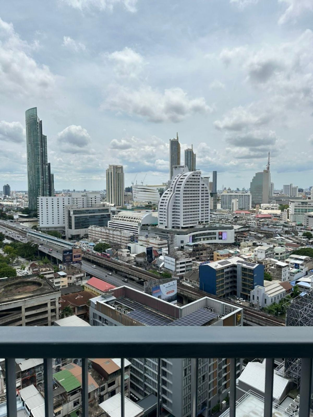 For SaleCondoSathorn, Narathiwat : For Sale Condo , Rhythm Sathorn , BTS-Saphan Taksin , Thungmahamek , Sa Thon , Bangkok ,  CX-132942