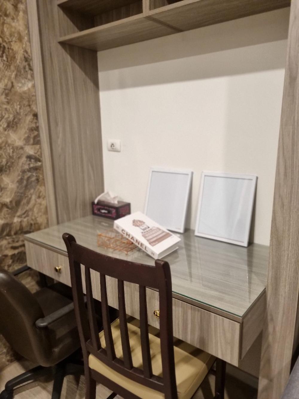 For RentCondoKasetsart, Ratchayothin : For rent: Knightsbridge Prime Ratchayothin, fully furnished condo, bought and kept, never lived in, never rented out, beautiful room, tightly built-in