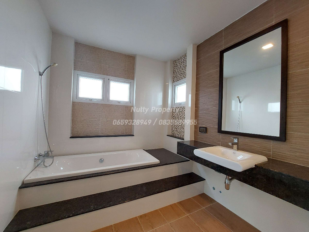 For SaleHousePhutthamonthon, Salaya : Detached house NC Royal Pinklao, near Phutthamonthon Sai 2, never lived in.