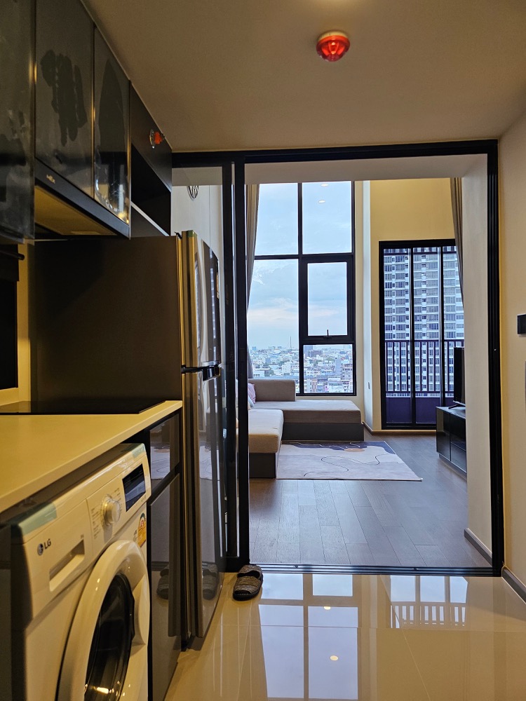 ให้เช่าคอนโดสยาม จุฬา สามย่าน : Park Origin Chula Samyan【𝐑𝐄𝐍𝐓】🔥ห้องใหม่ วิวใจกลางเมือง เฟอร์นิเจอร์ครบครัน ใกล้ MRT สามย่าน🔥  ติดต่อไลน์ไอดี: @hacondo