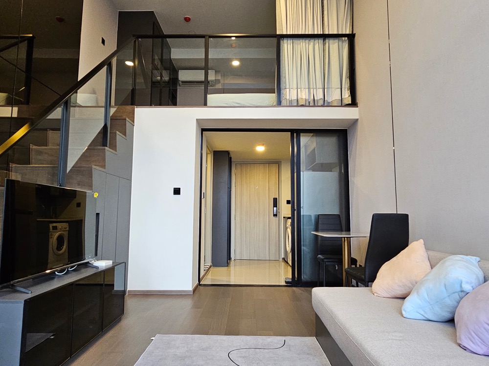 ให้เช่าคอนโดสยาม จุฬา สามย่าน : Park Origin Chula Samyan【𝐑𝐄𝐍𝐓】🔥ห้องใหม่ วิวใจกลางเมือง เฟอร์นิเจอร์ครบครัน ใกล้ MRT สามย่าน🔥  ติดต่อไลน์ไอดี: @hacondo