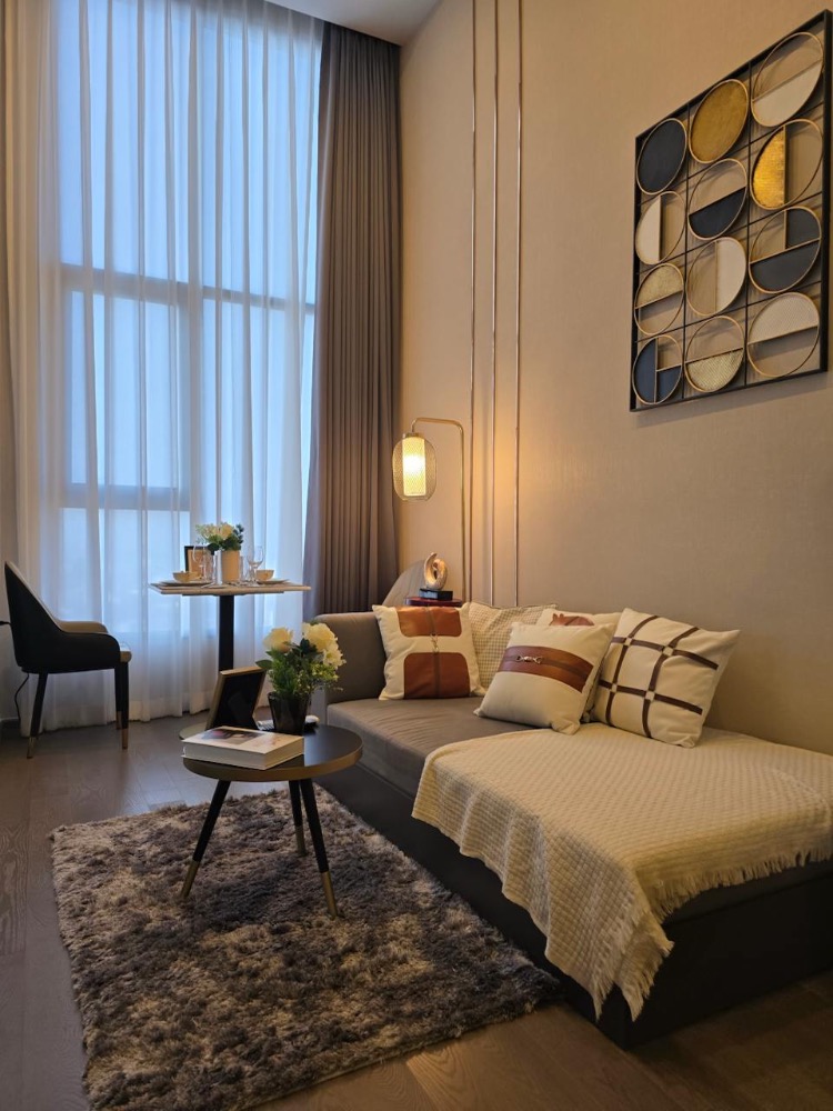 ให้เช่าคอนโดสยาม จุฬา สามย่าน : Park Origin Chula - Samyan【𝐑𝐄𝐍𝐓】🔥ห้องใหม่ ตกแต่งเรียบหรู สไตล์อบอุ่น วิวสวย เฟอร์นิเจอร์ครบครัน ใกล้MRTสามย่าน🔥ติดต่อไลน์ไอดี: @hacondo