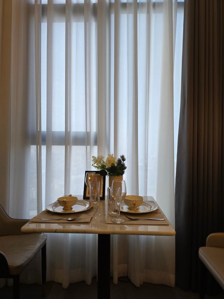 ให้เช่าคอนโดสยาม จุฬา สามย่าน : Park Origin Chula - Samyan【𝐑𝐄𝐍𝐓】🔥ห้องใหม่ ตกแต่งเรียบหรู สไตล์อบอุ่น วิวสวย เฟอร์นิเจอร์ครบครัน ใกล้MRTสามย่าน🔥ติดต่อไลน์ไอดี: @hacondo