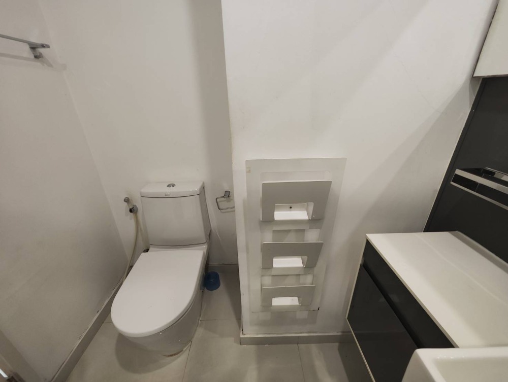 For RentCondoOnnut, Udomsuk : The Room Sukhumvit 62 for rent. close to BTS Punnawithi station. (RT-01)