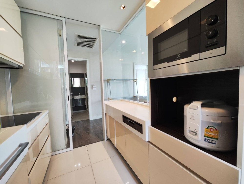 For RentCondoOnnut, Udomsuk : The Room Sukhumvit 62 for rent. close to BTS Punnawithi station. (RT-01)