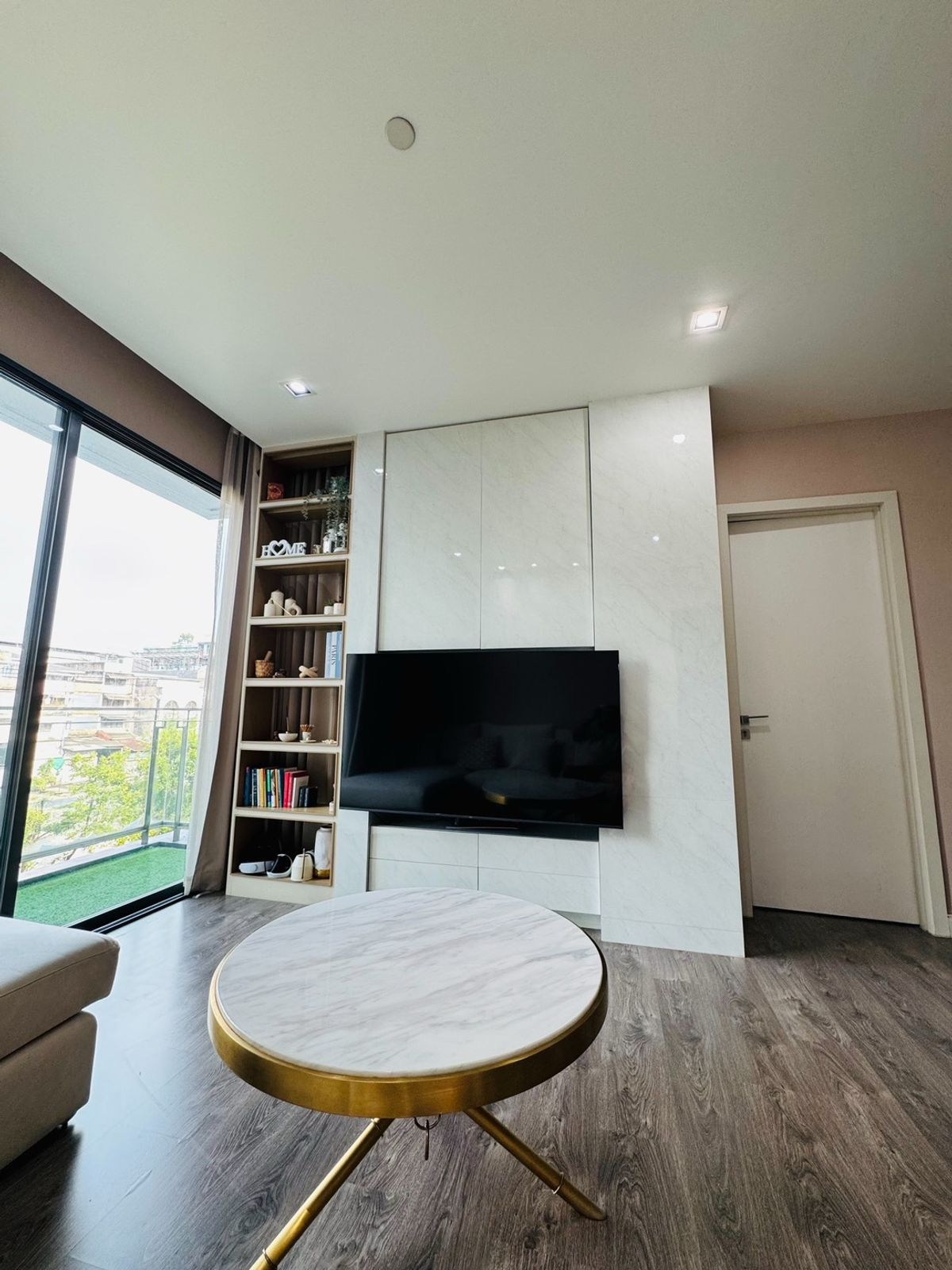 For RentCondoOnnut, Udomsuk : The Room Sukhumvit 62 for rent. close to BTS Punnawithi station. (RT-01)