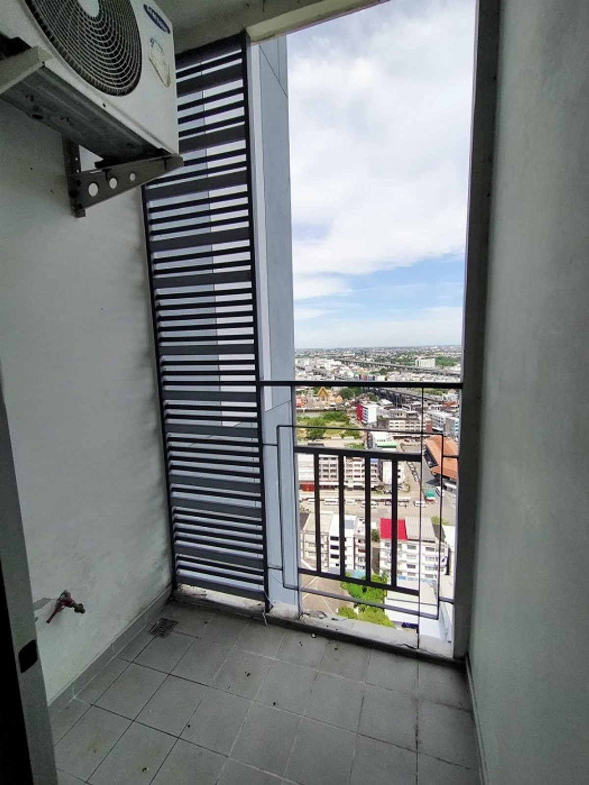 ขายคอนโดปิ่นเกล้า จรัญสนิทวงศ์ : 💖💖ขายถูก The Trust Residence Pinklao (1 Br 32.38 ตร.ม/1.65 ล้าน) ชั้น 24  พร้อมเฟอร์โครงการบางส่วน  ใกล้ห้าง, ถนนใหญ่ /สนใจสอบถามได้นะคะ Line ID = atfirm2010💖💖