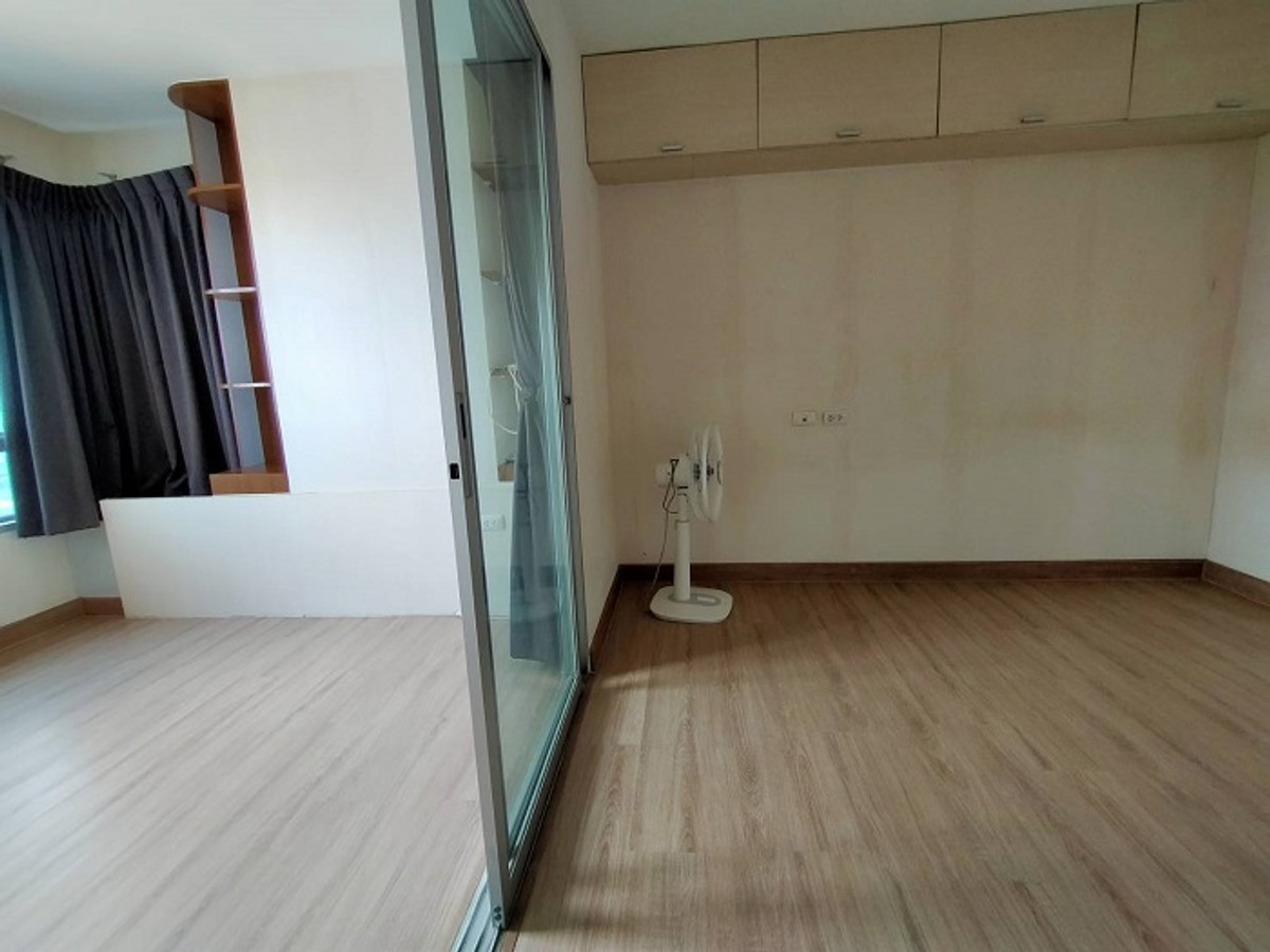 ขายคอนโดปิ่นเกล้า จรัญสนิทวงศ์ : 💖💖ขายถูก The Trust Residence Pinklao (1 Br 32.38 ตร.ม/1.65 ล้าน) ชั้น 24  พร้อมเฟอร์โครงการบางส่วน  ใกล้ห้าง, ถนนใหญ่ /สนใจสอบถามได้นะคะ Line ID = atfirm2010💖💖