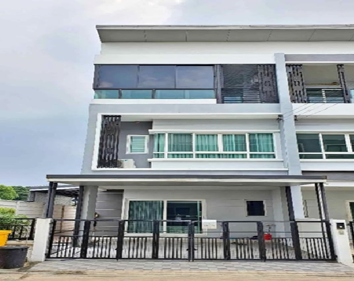 For RentOfficeNawamin, Ramindra : For Rent Home Office / Home Office 5 floors / Location Rama 9 / The Element Rama 9 Project / The Element Rama 9 / Behind The Nine / 9 air conditioners / built-in elevator, parking for 6 cars / can be used as an office, can register a company