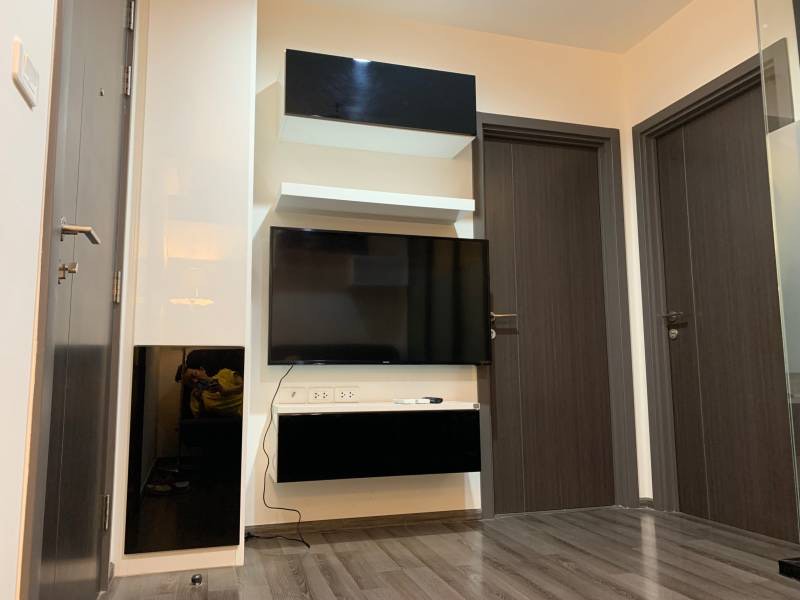 ให้เช่าคอนโดอ่อนนุช อุดมสุข : K-5355 ให้เช่าด่วน ! คอนโด The base park east ห้องสวย เฟอร์นิเจอร์ครบ พร้อมอยู่