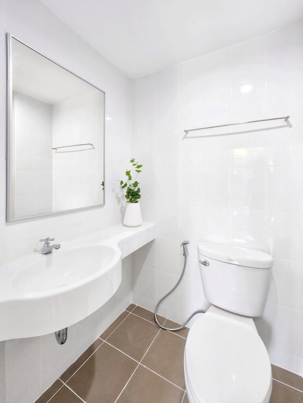 For SaleCondoOnnut, Udomsuk : Cheap and best value‼ ️ Lumpini Onnut 46, near 2 electric train lines, installments starting at 6000 itself