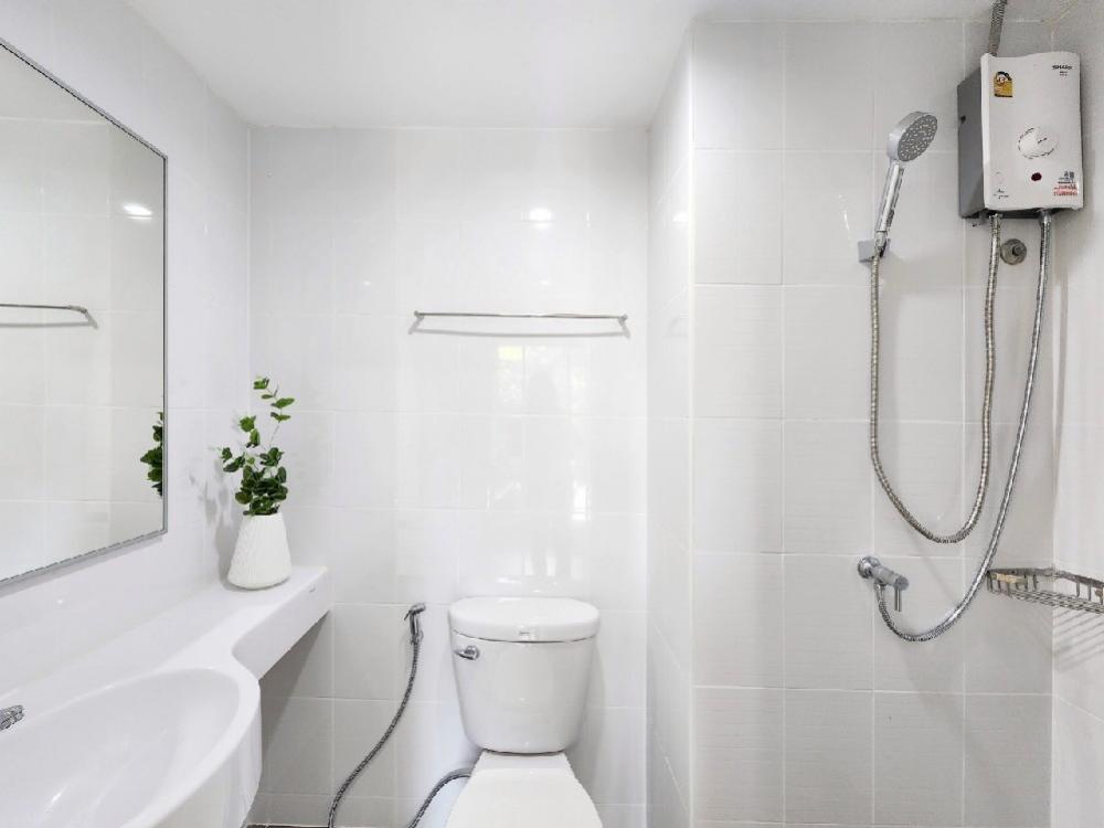 For SaleCondoOnnut, Udomsuk : Cheap and best value‼ ️ Lumpini Onnut 46, near 2 electric train lines, installments starting at 6000 itself