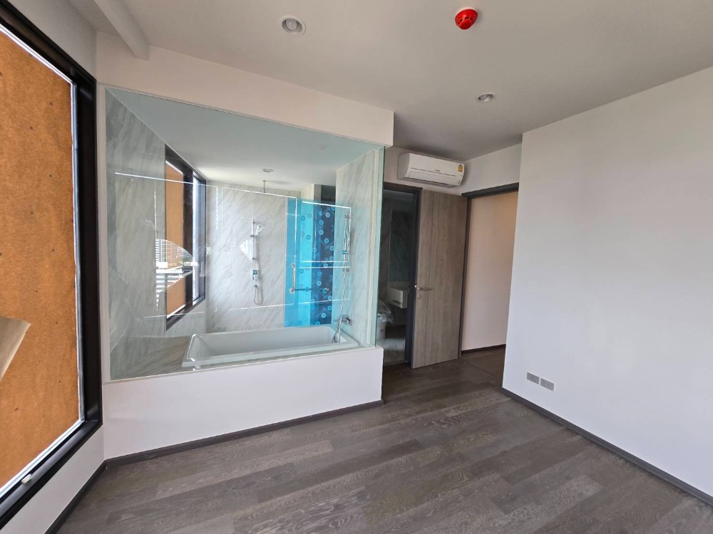 ขายคอนโดคลองเตย กล้วยน้ำไท : ด่วน 3br. CoCo PARC 100.55 sq.m. วิวสวยสุดๆ ห้องสุดท้าย พร้อม on top ส่วนกลางฟรี 5 ปี เพียง 25.xxmb. โทร 0957615782