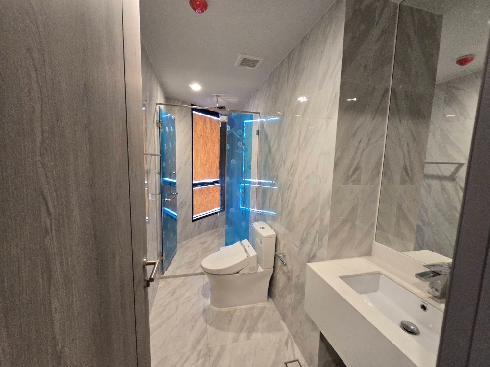 ขายคอนโดคลองเตย กล้วยน้ำไท : ด่วน 3br. CoCo PARC 100.55 sq.m. วิวสวยสุดๆ ห้องสุดท้าย พร้อม on top ส่วนกลางฟรี 5 ปี เพียง 25.xxmb. โทร 0957615782