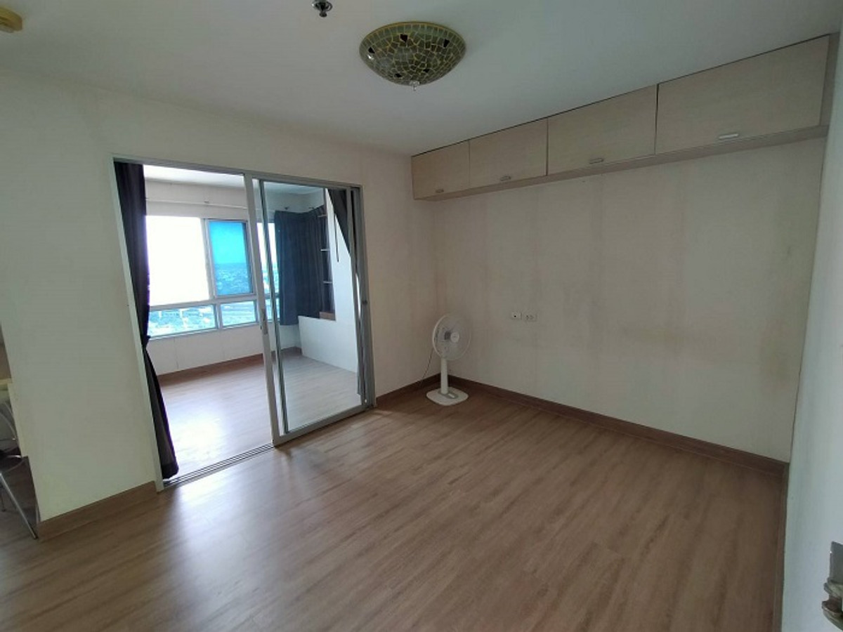 ขายคอนโดปิ่นเกล้า จรัญสนิทวงศ์ : 💖💖ขายถูก The Trust Residence Pinklao (1 Br 32.38 ตร.ม/1.65 ล้าน) ชั้น 24  พร้อมเฟอร์โครงการบางส่วน  ใกล้ห้าง, ถนนใหญ่ /สนใจสอบถามได้นะคะ Line ID = atfirm2010💖💖