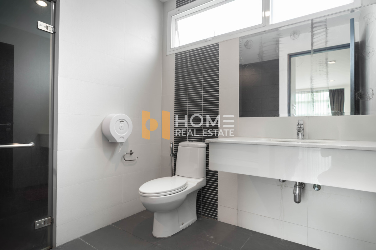 ขายบ้านรามคำแหง หัวหมาก : Rare Unit ❤️‍🔥✨ บ้านหรู พร้อมสระส่วนตัว | หมู่บ้านธารารมณ์ รามคำแหง ซอย 9 | PALM442