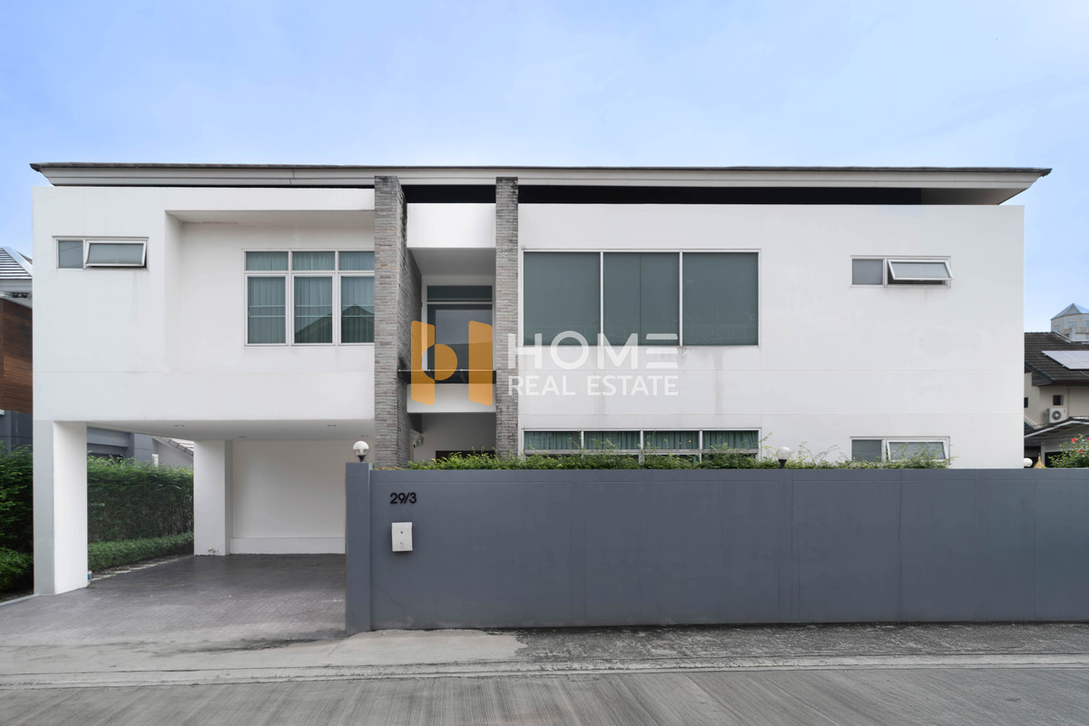 For SaleHouseRamkhamhaeng, Hua Mak : There is a working room, a maid's room and a private swimming pool ✨ Detached house, Tararom Ramkhamhaeng Soi 9 / 4 bedrooms (FOR SALE), Tararom Ramkhamhaeng Soi 9 / Detached House 4 Bedrooms (FOR SALE) PALM442