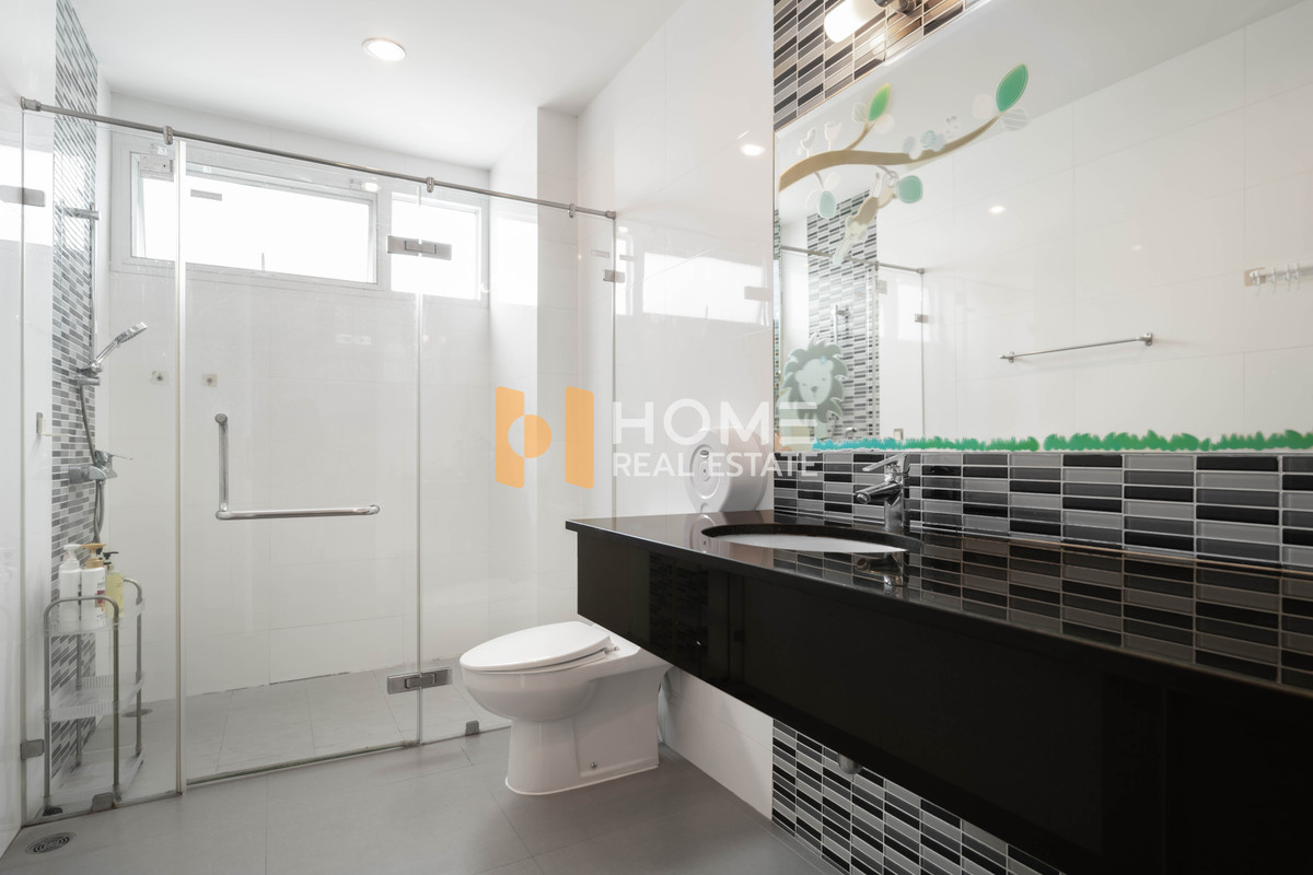 ขายบ้านรามคำแหง หัวหมาก : Rare Unit ❤️‍🔥✨ บ้านหรู พร้อมสระส่วนตัว | หมู่บ้านธารารมณ์ รามคำแหง ซอย 9 | PALM442