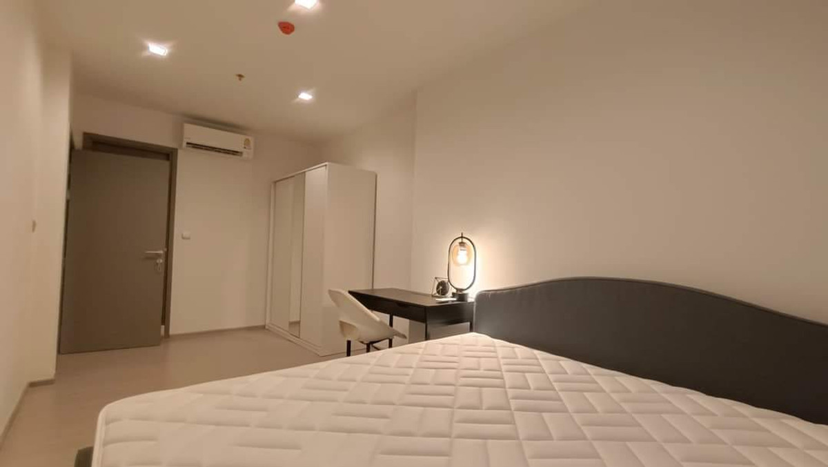 For RentCondoRama9, Petchburi, RCA : (Available 19 Apr) Life Asoke Hype 2 Bedroom 2 Bathroom Condo for Rent Rama 9 ライフ アソークハイプ near MRT Rama 9 Bangkok