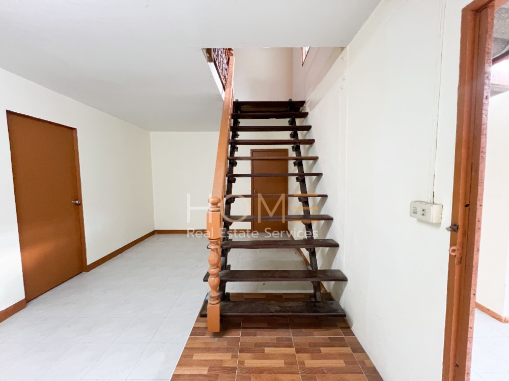 ขายที่ดินอ่อนนุช อุดมสุข : ที่ดินพร้อมสิ่งปลูกสร้าง ปุณณวิถี 20 / 136 ตารางวา (ขาย), Land with Building Punnawithi 20 / 544 Square Metre (FOR SALE) NONT002 