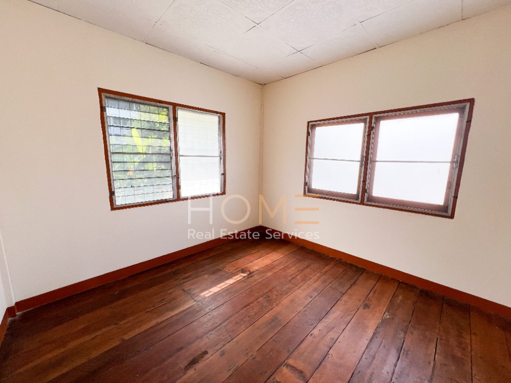 ขายที่ดินอ่อนนุช อุดมสุข : ที่ดินพร้อมสิ่งปลูกสร้าง ปุณณวิถี 20 / 136 ตารางวา (ขาย), Land with Building Punnawithi 20 / 544 Square Metre (FOR SALE) NONT002 