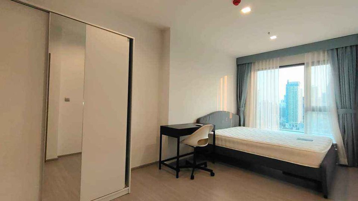 For RentCondoRama9, Petchburi, RCA : (Available 19 Apr) Life Asoke Hype 2 Bedroom 2 Bathroom Condo for Rent Rama 9 ライフ アソークハイプ near MRT Rama 9 Bangkok