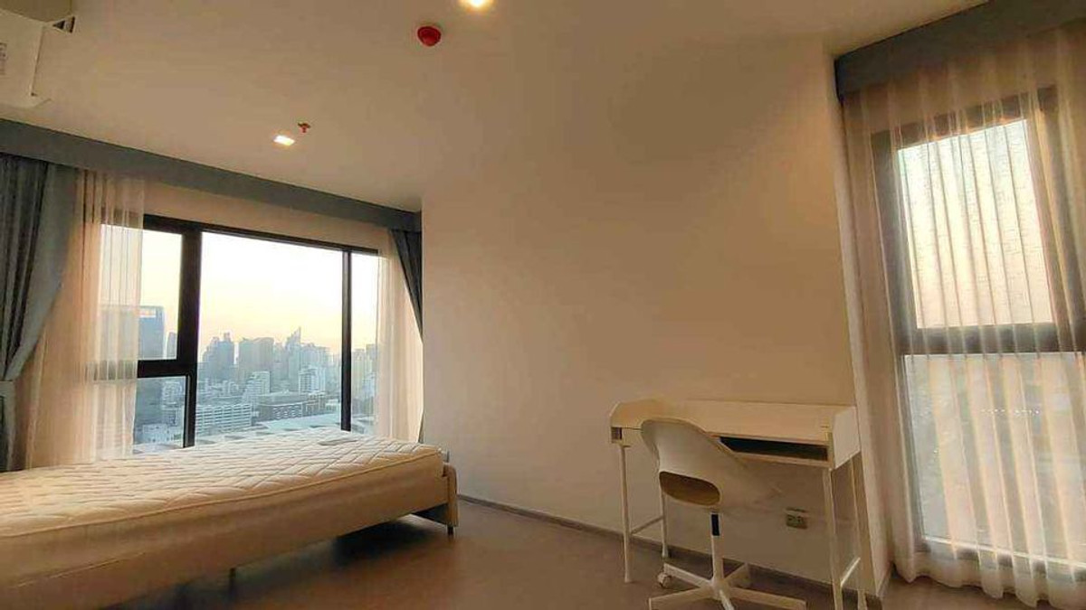 For RentCondoRama9, Petchburi, RCA : (Available 19 Apr) Life Asoke Hype 2 Bedroom 2 Bathroom Condo for Rent Rama 9 ライフ アソークハイプ near MRT Rama 9 Bangkok