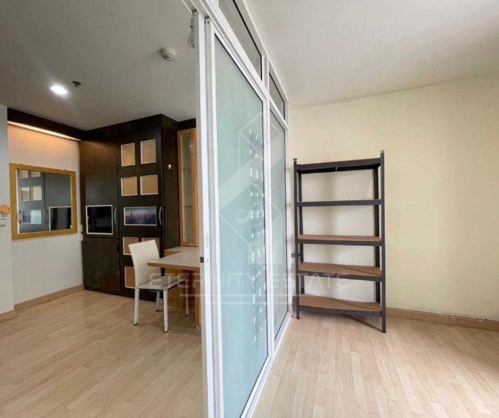 For RentCondoRatchadapisek, Huaikwang, Suttisan : Unit for rent : Rhythm Ratchada , 1 BR type