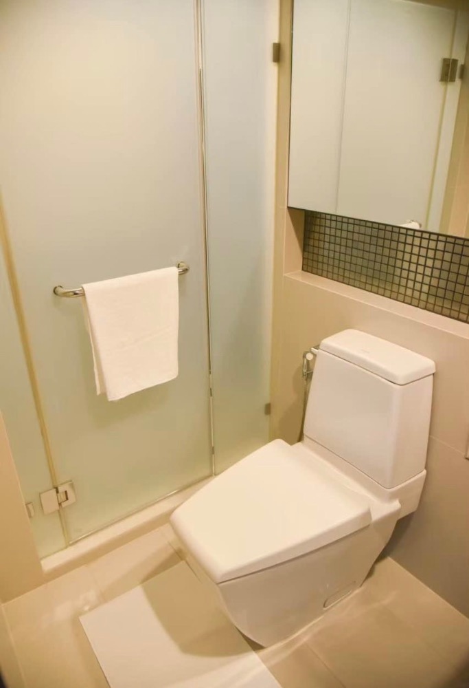 ให้เช่าคอนโดสาทร นราธิวาส : ให้เช่าคอนโด 🔥Rhythm Sathorn🔥 2 ห้องนอน บิ้วอิน วิวดี เฟอร์ครบพร้อมเครื่องใช้ไฟฟ้า 🚝BTS สะพานตากสิน 250 เมตร