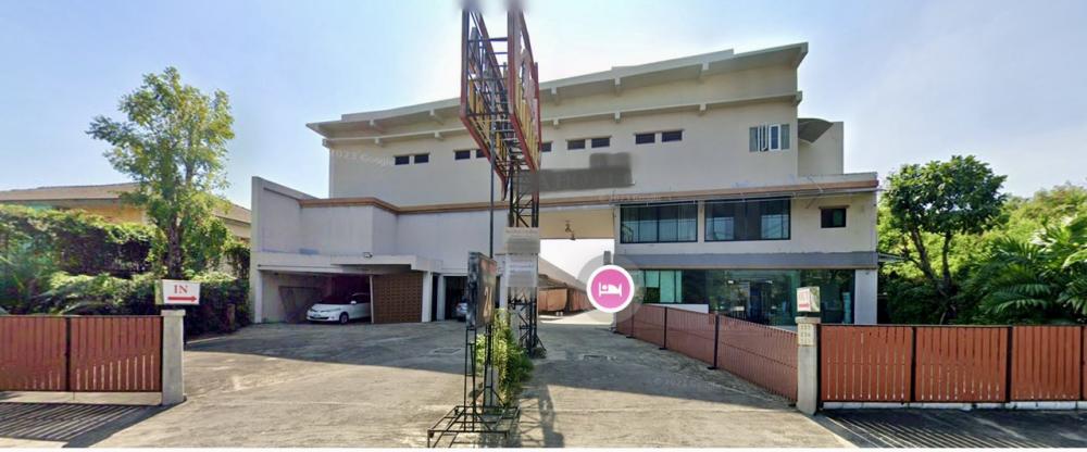 For SaleHotel&Apartment BusinessRama5, Ratchapruek, Bangkruai : Motel hotel for sale, good location, Ratchaphruek Road, near HomePro Rama 5, size 50 rooms, many sizes, income almost a million per month.