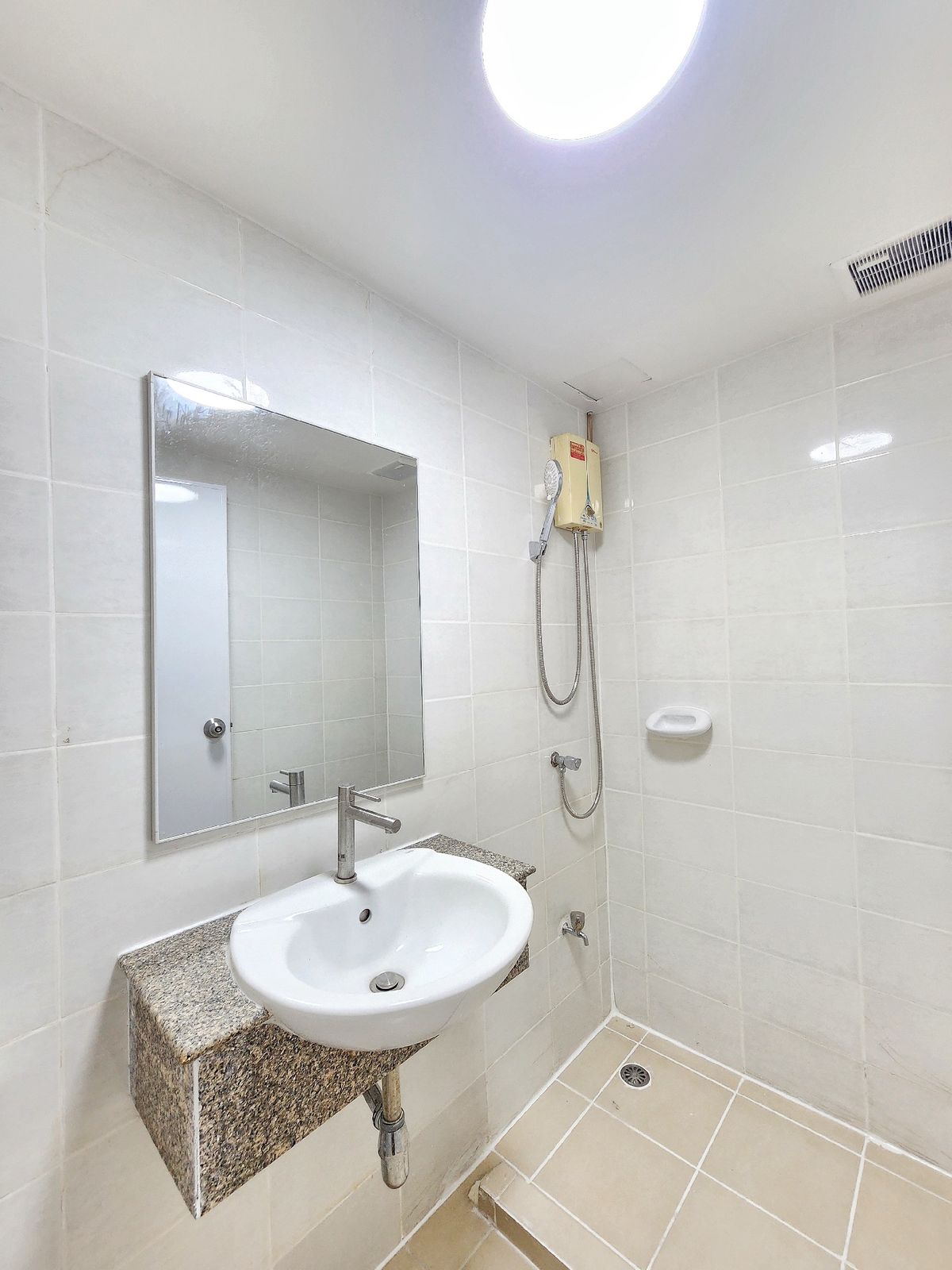 ขายคอนโดรัชดา ห้วยขวาง : คอนโดรัชดา ห้อง สวย วิวโล่ง BOUTIQUE RATCHADA