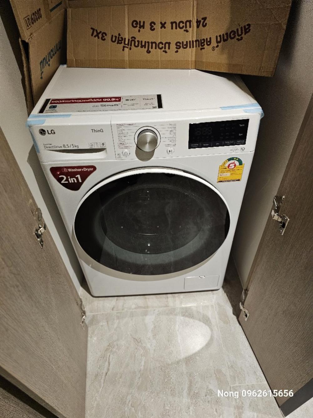 ให้เช่าคอนโดพระราม 9 เพชรบุรีตัดใหม่ RCA : Rent  ห้อง** Ashton Rama 9  ห้องกว้างมาก 43.5 ตรม. 1 นอน 1 น้ำ เฟอร์ครบ พร้อมอยู่@ 42,000 บาท  Call 096-2615656 ห้องกว้าง 43.5 ตรม. 1 นอน 1 น้ำ เฟอร์ครบ พร้อมอยู่  Location : Rama 9Rental Price : 42,000 BahtCondominium near MRT :  Rama 9  StationCondomini