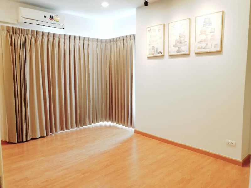 ให้เช่าคอนโดบางซื่อ วงศ์สว่าง เตาปูน : ให้เช่า เดอะ พาร์คแลนด์ รัชดา-วงศ์สว่าง เลขที่ 1305/673 (3111)