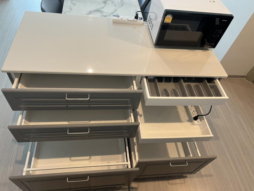 ให้เช่าคอนโดลาดพร้าว เซ็นทรัลลาดพร้าว : 🔥ให้เช่าด่วน🔥ไลฟ์ ลาดพร้าว ห้องกว้างน่าอยู่มาก มีเฟอร์ครบ พร้อมอยู่