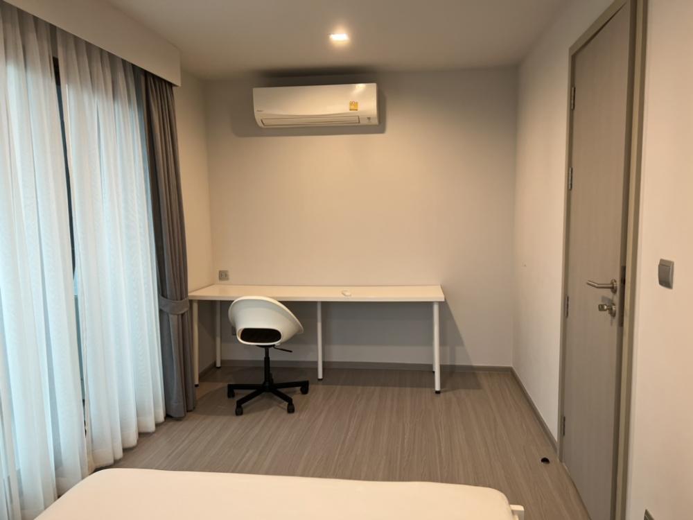 ให้เช่าคอนโดลาดพร้าว เซ็นทรัลลาดพร้าว : 🔥ให้เช่าด่วน🔥ไลฟ์ ลาดพร้าว ห้องกว้างน่าอยู่มาก มีเฟอร์ครบ พร้อมอยู่