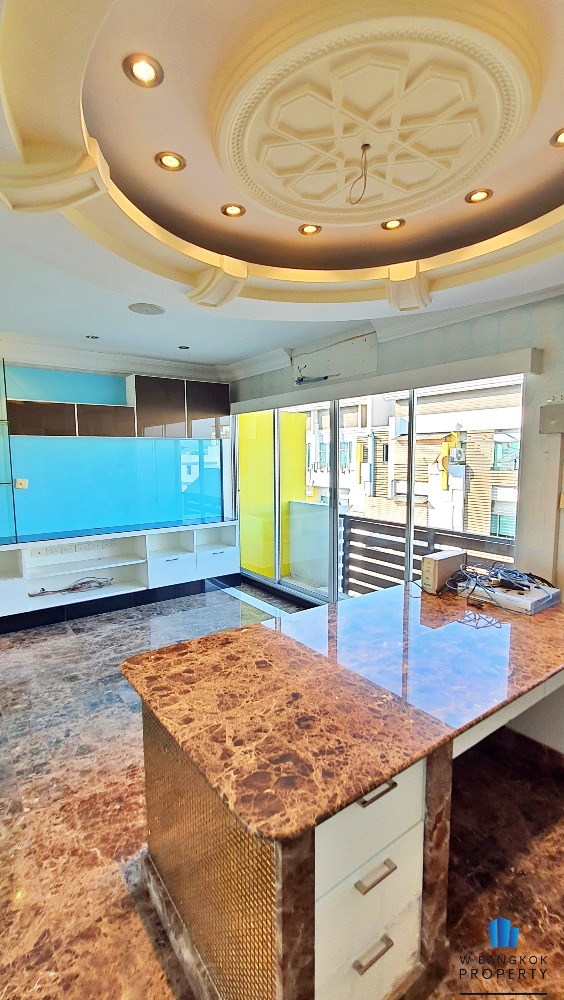 For SaleHome OfficeChokchai 4, Ladprao 71, Ladprao 48, : Sell Home Office Project “BIZTOWN Lat Phrao