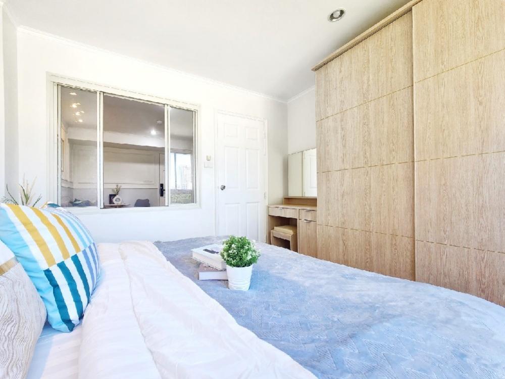 For SaleCondoRatchadapisek, Huaikwang, Suttisan : Cheaper than renting Lumpini Cultural Center near the BTS, so installments start at only 9000.