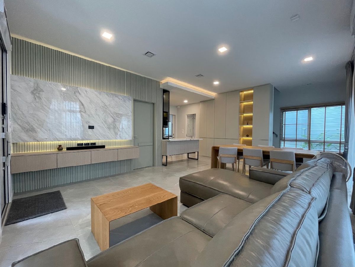For RentHouseLadkrabang, Suwannaphum Airport : #For rent, luxury single house, Bang Na-Ring (Ramkhamhaeng 2)