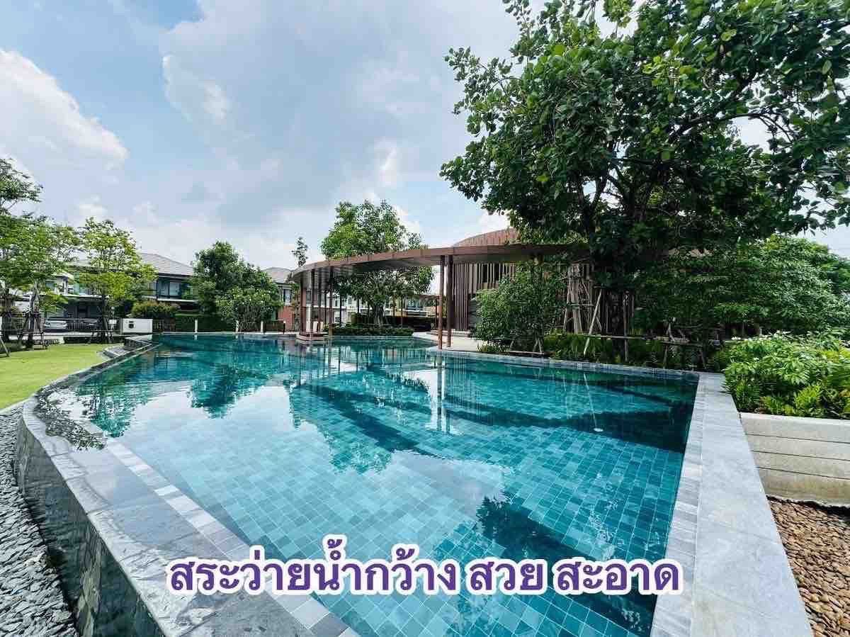 For RentHouseNonthaburi, Bang Yai, Bangbuathong : 2-storey single house, 103 square wah, corner room, parking for 3 cars, next to the club, swimming pool, lawn, near DBS and SISB international schools, near Impact Muang Thong
