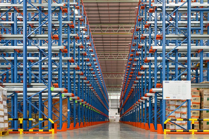 ให้เช่าโกดังปทุมธานี รังสิต ธรรมศาสตร์ : ด่วนๆๆ ให้เช่าโกดัง-ออฟฟิศ สไตล์modern มีพื้นที่จอดรถ โหลดตู้คอนเนอร์ได้สบายๆ ใกล้ตลาดไท ติดถนนกว้างๆ ซอยไอยรา5