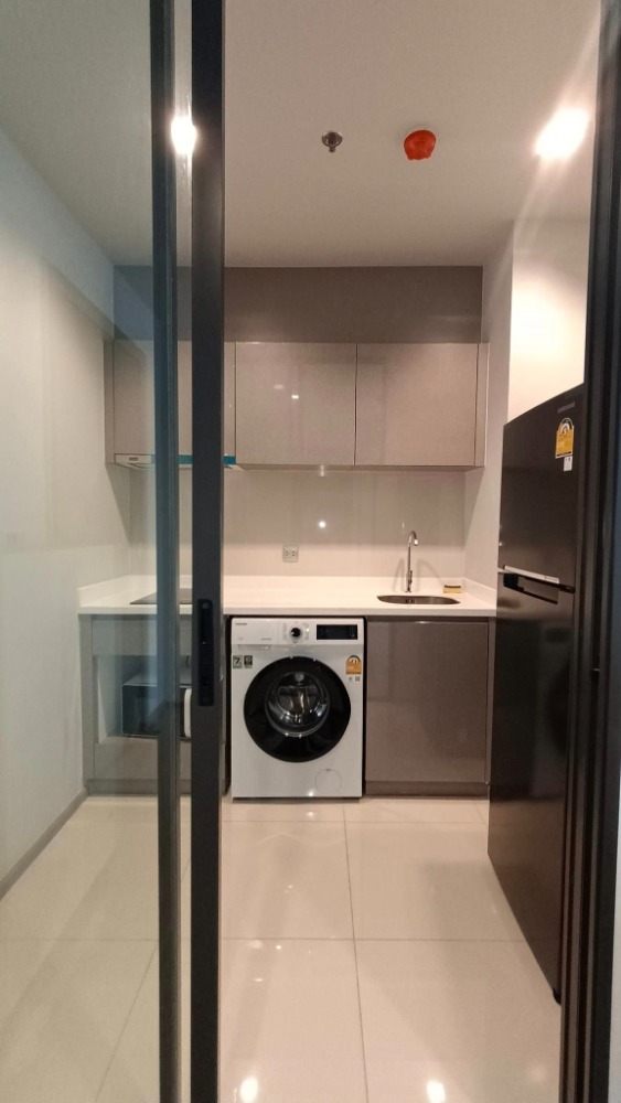 ให้เช่าคอนโดพระราม 9 เพชรบุรีตัดใหม่ RCA : ไลฟ์ อโศก พระราม 9 Life Asoke Rama9 คอนโดพระราม 9 🌸ให้เช่า ใกล้ MRT พระราม 9 กรุงเทพ