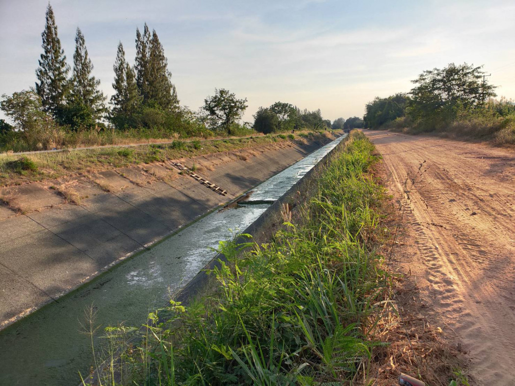 ขายที่ดินหัวหิน ประจวบคีรีขันธ์ : ขาย ที่ดิน 1-1-63 ราคาถูก  แปลงมุม วิวเขา ติดถนนเลียบคลองชลประทาน ต.ศิลาลอย อ.สามร้อยยอด จ.ประจวบคีรีขันธ์