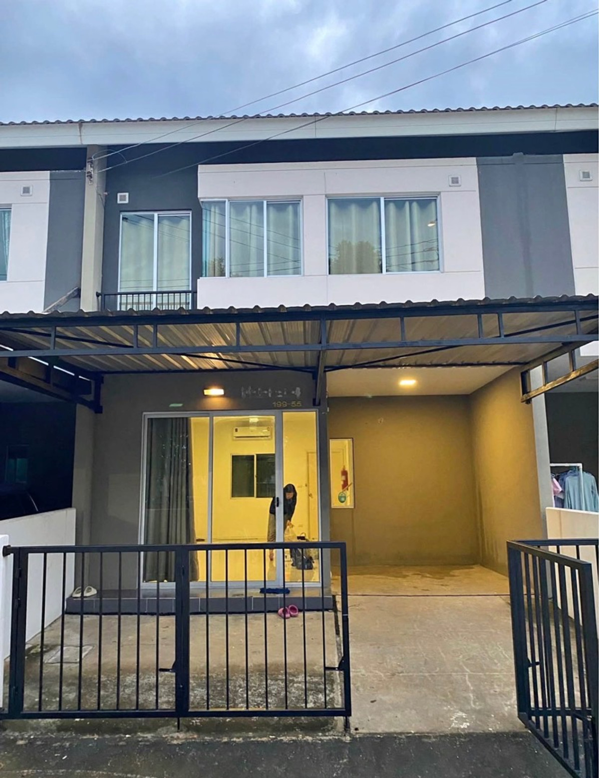 For RentTownhome : ให้เช่าบ้านพฤกษา 130 หนองจอกสุวินทวงศ์ ซอยอยู่วิทยา 12 ( บ้านวิวสวน ) ให้เช่า 9,000/เดือน 