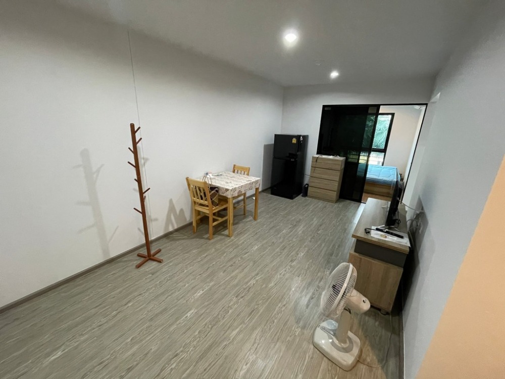 For SaleCondoPattanakan, Srinakarin : Condo for sale, HI SEACON STATION, opposite Seacon Square, Paradise Park and Train Market, Srinakarin.