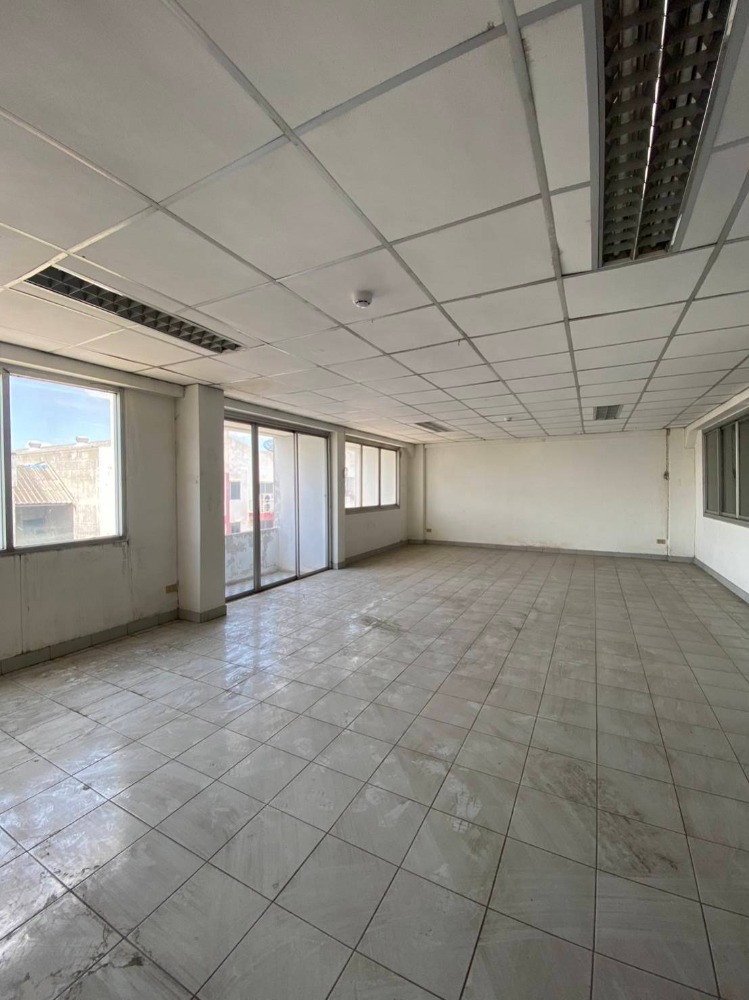 For SaleWarehousePathum Thani,Rangsit, Thammasat : Office + warehouse for sale, 3.5 floors, Nava Nakhon, Khlong Luang, Pathum Thani #Warehouse for sale #Office for sale #Nava Nakhon warehouse