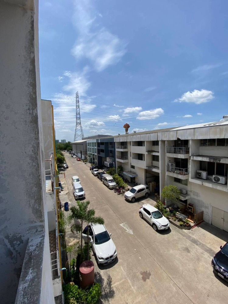 For SaleWarehousePathum Thani,Rangsit, Thammasat : Office + warehouse for sale, 3.5 floors, Nava Nakhon, Khlong Luang, Pathum Thani #Warehouse for sale #Office for sale #Nava Nakhon warehouse