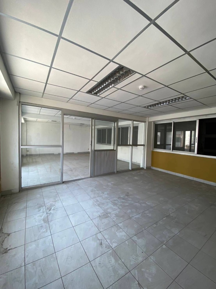 For SaleWarehousePathum Thani,Rangsit, Thammasat : Office + warehouse for sale, 3.5 floors, Nava Nakhon, Khlong Luang, Pathum Thani #Warehouse for sale #Office for sale #Nava Nakhon warehouse