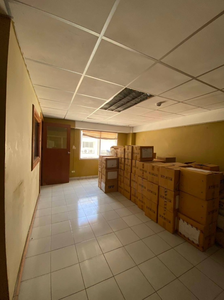 For SaleWarehousePathum Thani,Rangsit, Thammasat : Office + warehouse for sale, 3.5 floors, Nava Nakhon, Khlong Luang, Pathum Thani #Warehouse for sale #Office for sale #Nava Nakhon warehouse
