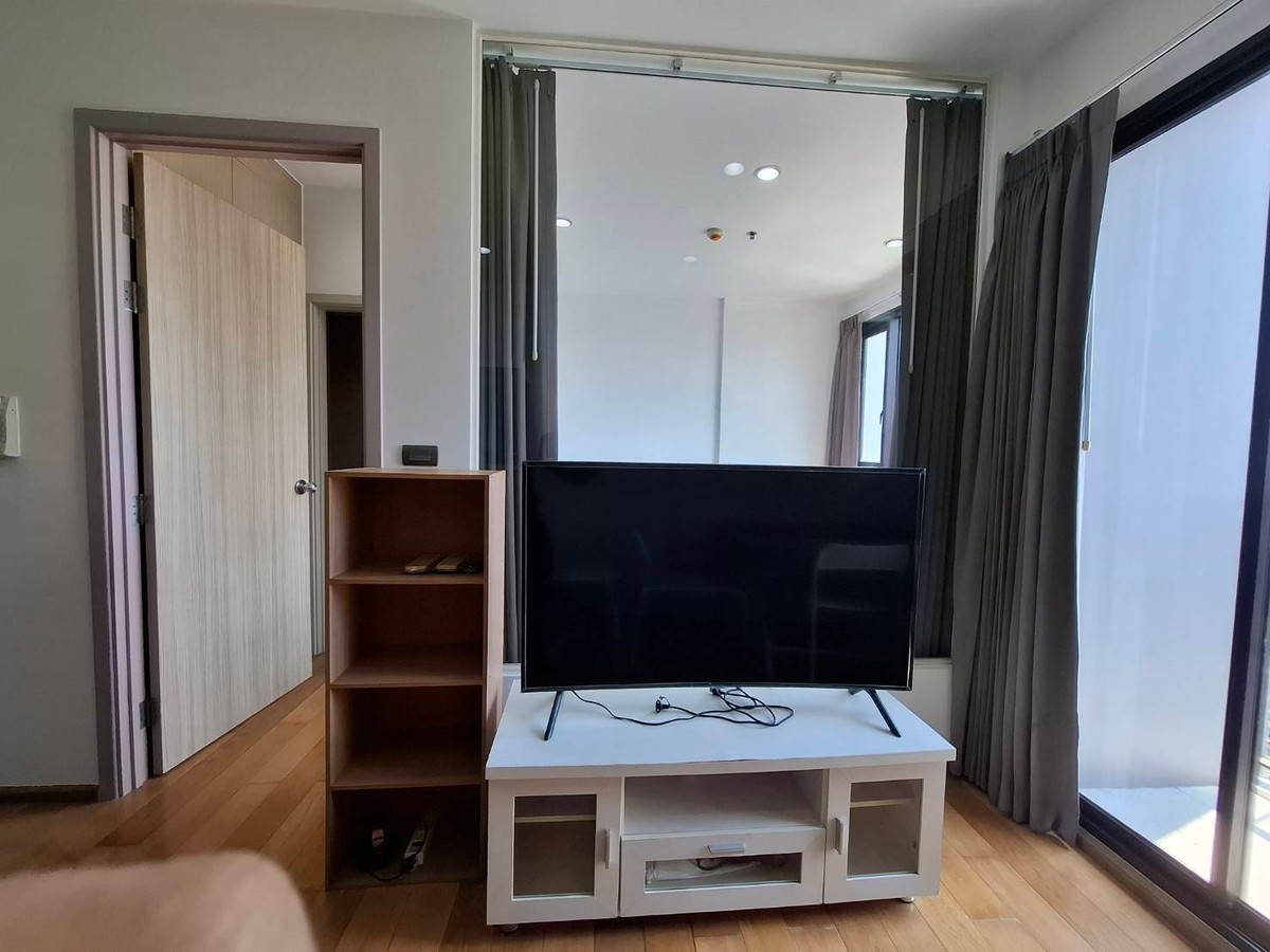 For RentCondoWongwianyai, Charoennakor : OMG710  Bright 1 Bedroom - Ready to Move 16-Mar-26 @ [ Fuse Sathorn - Taksin ]